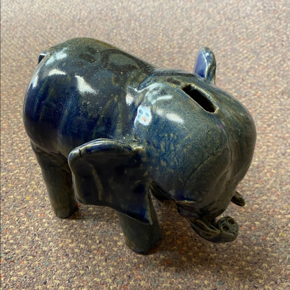 Clay Handcrafted Elephant Piggy Bank Coin - Picture 2 of 5